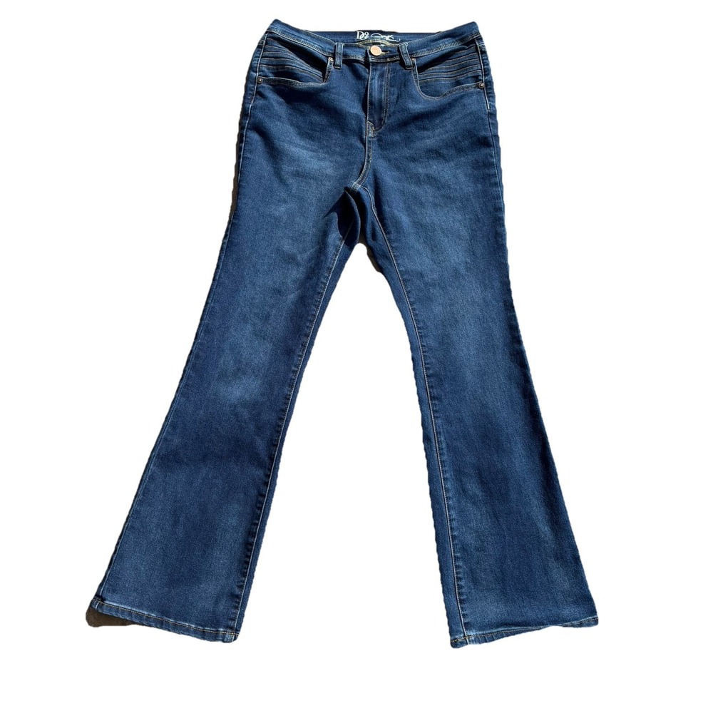 DG2 Diane Gilman Jeans Size 8/30x31 Bootcut Stretch Denim Blue Jeans Women's - Picture 7 of 10